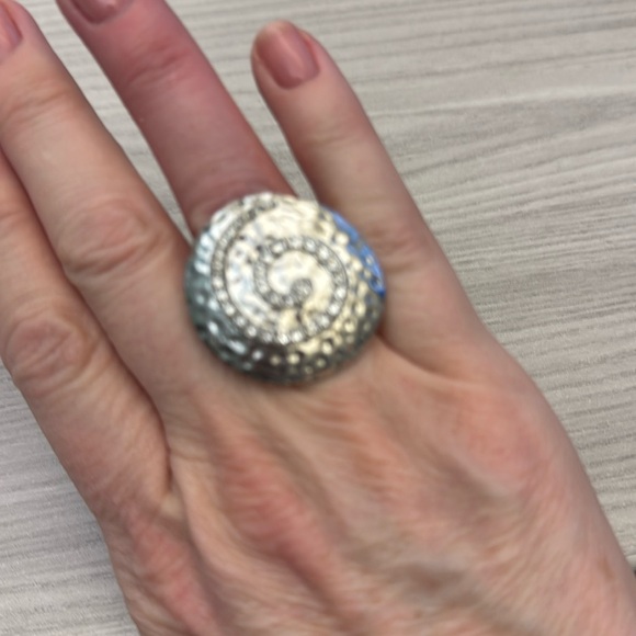 Costume jewelry ring silver with crystal like beads. Adjustable. - Picture 1 of 8